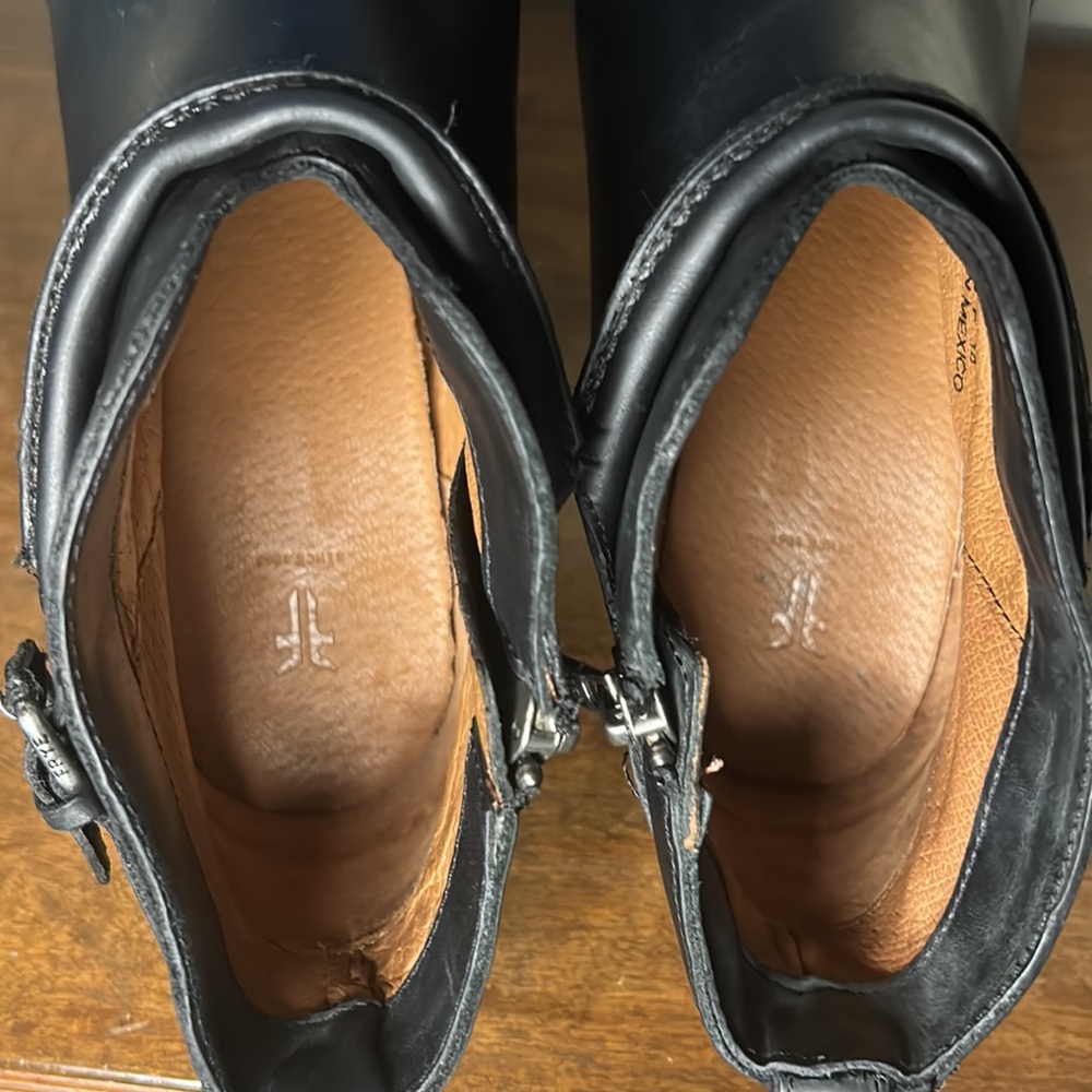 Frye Jenny Seam Blank Ankle Boots • SZ 8 - Picture 6 of 9